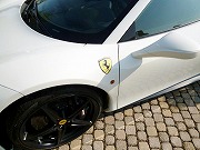 2012年 フェラーリ458イタリヤスパイダー(写真)