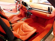 2011年 フェラーリ458イタリヤ(写真)