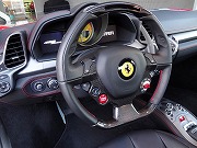 2011年 フェラーリ458イタリヤ(写真)
