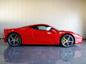 2011年 フェラーリ458イタリヤ