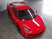2011年 フェラーリ458イタリヤ(写真)