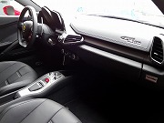 2011年 フェラーリ458イタリヤ(写真)