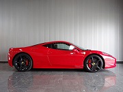2011年 フェラーリ458イタリヤ(写真)