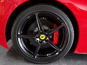 2011年 フェラーリ458イタリヤ(写真)