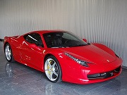 2010年 フェラーリ458イタリヤ(写真)