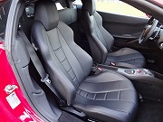 2010年 フェラーリ458イタリヤ(写真)