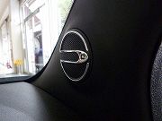 新車アバルト695エディツィオーネ　マセラティ(写真)