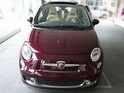 新車アバルト695エディツィオーネ　マセラティ(写真)