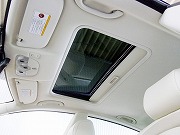 2010年 シトロエン C6 エクスクルーシブラウンジパッケージ(写真)