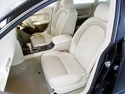 2010年 シトロエン C6 エクスクルーシブラウンジパッケージ(写真)