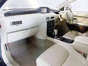 2010年 シトロエン C6 エクスクルーシブラウンジパッケージ(写真)