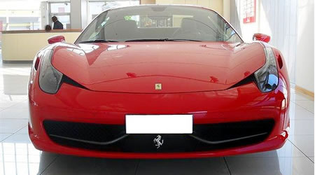 2012年 フェラーリ 458スパイダー(写真)