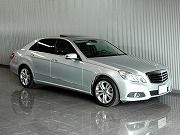 2010年　メルセデスベンツ350アバンギャルド(写真)