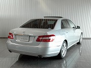 2010年　メルセデスベンツ350アバンギャルド(写真)