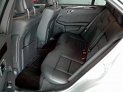 2010年　メルセデスベンツ350アバンギャルド(写真)