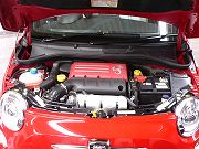 2012年　ABARTH 　500C(写真)