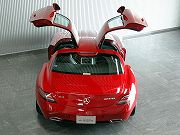 2011年　AMG　SLS63(写真)