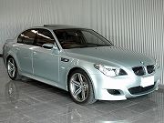 2006年　BMW　M5(写真)