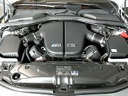 2006年　BMW　M5(写真)