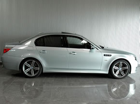 2006年　BMW　M5