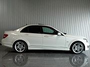 2011年　メルセデスベンツ　C350　ブルーエフィシェンシー アバンギャルド(写真)