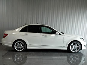 2011年　メルセデスベンツ　C350