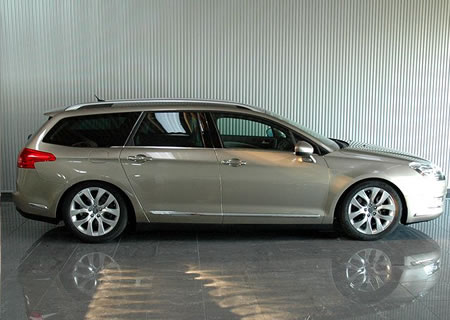 2009年 シトロエン　C5ツアラー　エクスクルーシブ(写真)