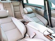 2010年　メルセデスベンツ　S400ハイブリッドロング(写真)