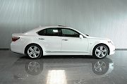 2006年　レクサス　LS460　バージョンSIパッケージ(写真)