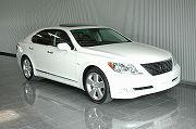 2006年　レクサス　LS460　バージョンSIパッケージ(写真)