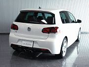 2011年　フォルクスワーゲンゴルフR(写真)