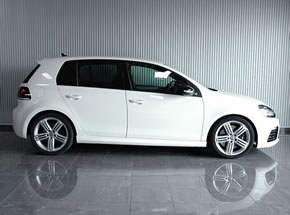 2011年　フォルクスワーゲンゴルフR