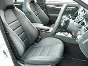 2009年　AMG　C63(写真)