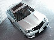 2011年　AMG　C63(写真)