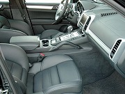 2012年　ポルシェカイエンターボ(写真)