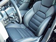 2012年　ポルシェカイエンターボ(写真)