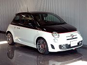 2013年　アバルト　595ツーリズモ(写真)