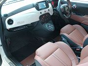 2013年　アバルト　595ツーリズモ(写真)