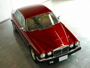 1993年　ダイムラーダブルシックス(写真)