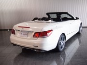 2013年　メルセデスベンツE250カブリオレ(写真)