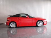 1991年　アルファロメオSZ(写真)