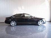 2006年　メルセデスベンツS600ロング(写真)