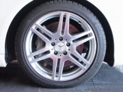 2011年　メルセデスベンツE550アバンギャルド(写真)