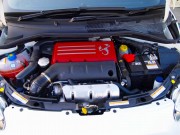 2013年　アバルト595コンペティツィオーネ(写真)