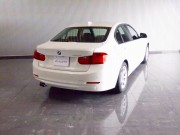 2012年　BMW328i(写真)