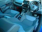 2013年　ルノールーテシアインテンス(写真)