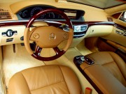 2007年　メルセデスベンツS600ロング(写真)