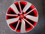 2014年　ルノールーテシアインテンス(写真)