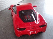 2011年 フェラーリ458イタリヤ(写真)
