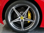 2011年 フェラーリ458イタリヤ(写真)